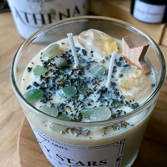 Lucky Stars Crystal Candle - Picture 3 of 4